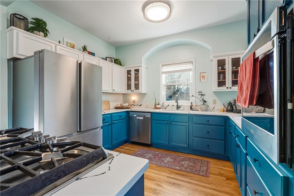 2323 Venetian Drive SW