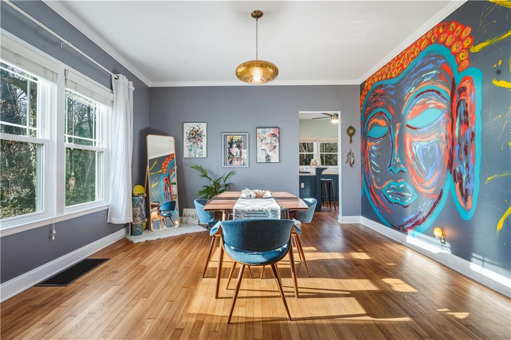 2323 Venetian Drive SW