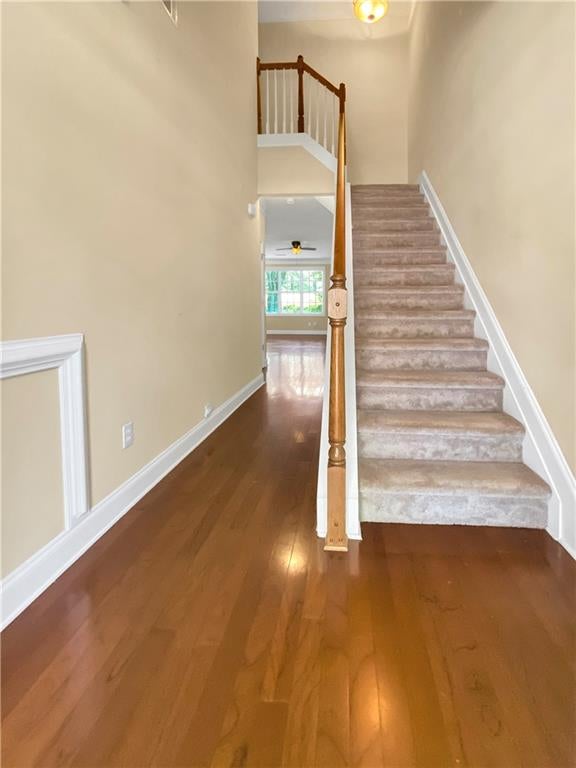 2511 Gadsen Walk