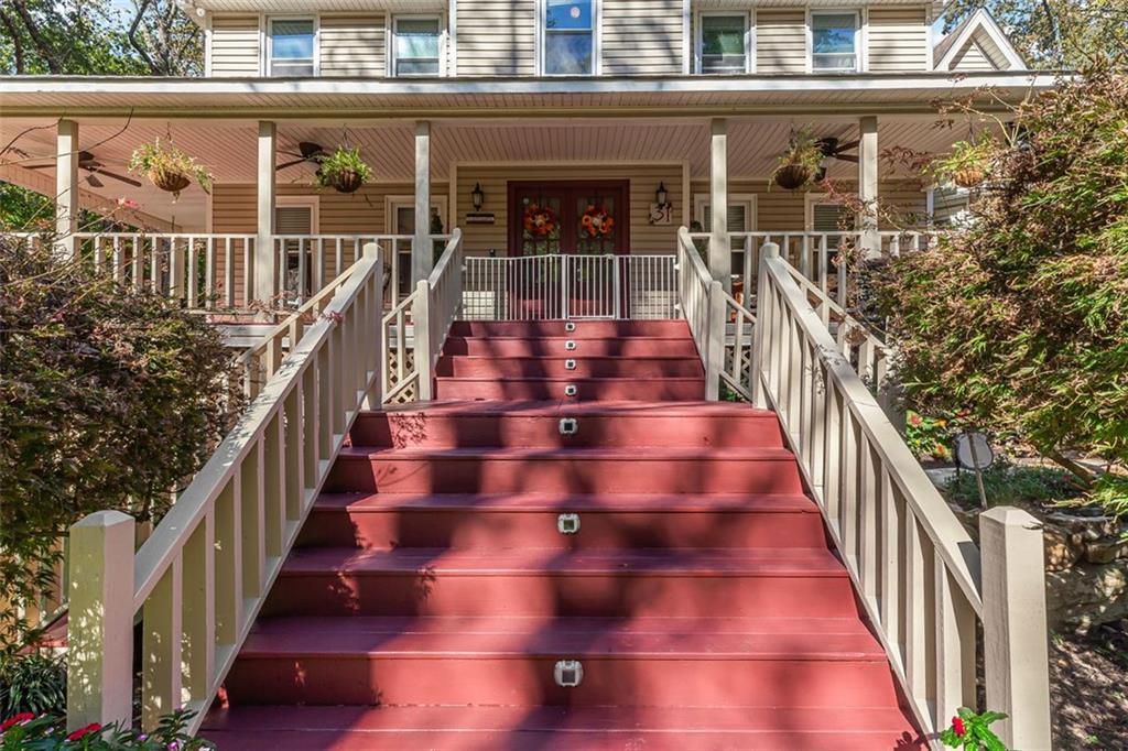 Home Place - Residential