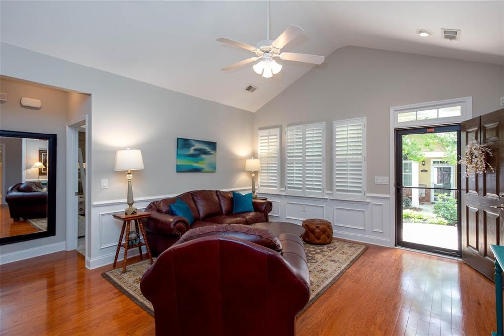 2653 Grapevine Circle 901
