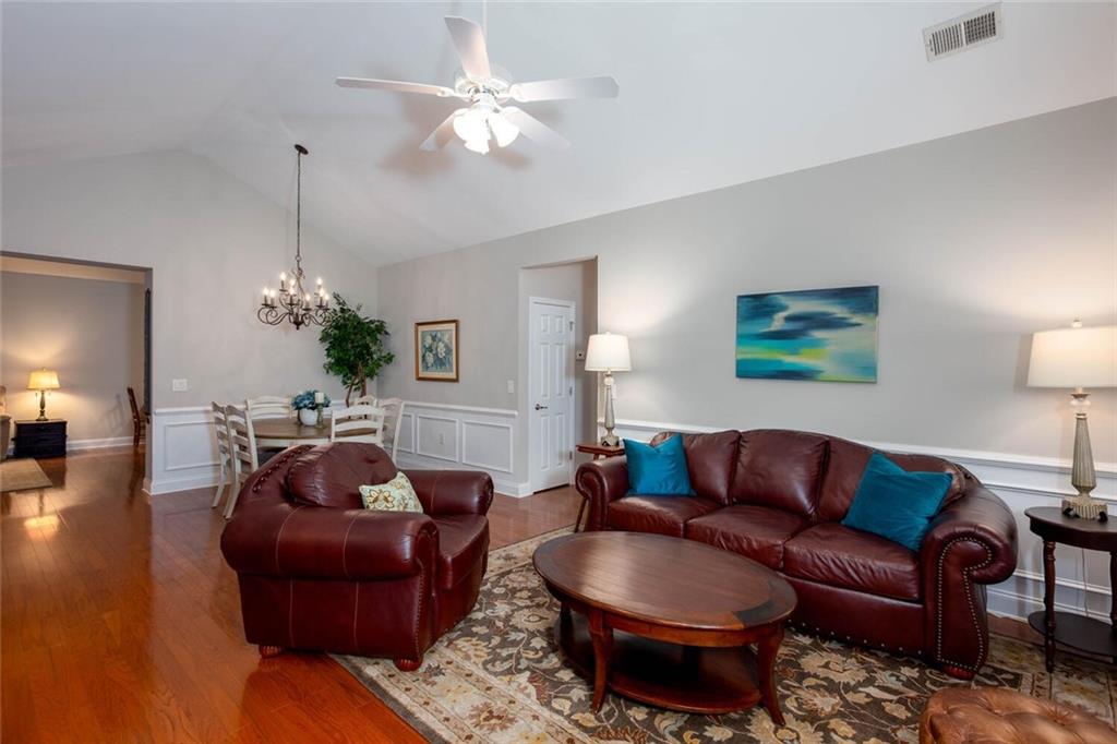 2653 Grapevine Circle 901