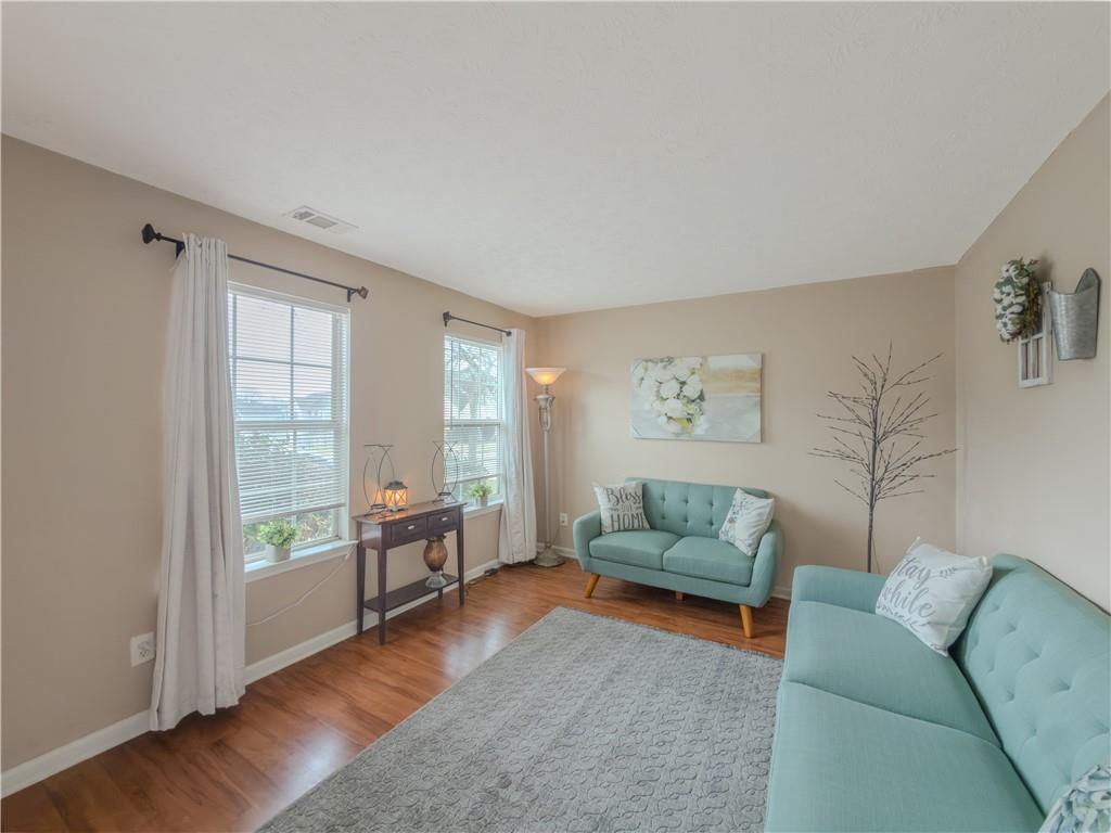 185 Hazelhurst Drive