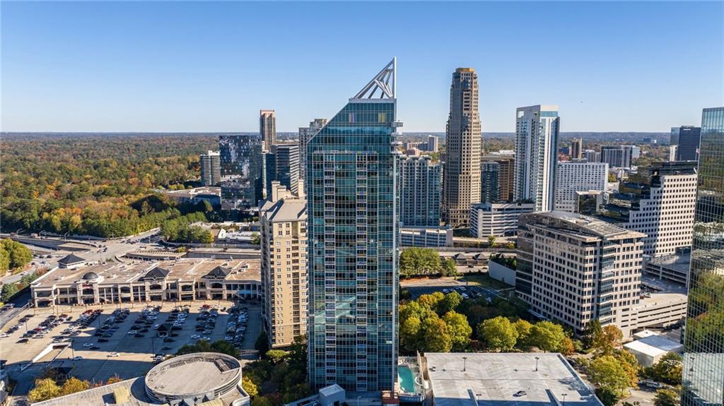 3338 Peachtree Road NE 3006