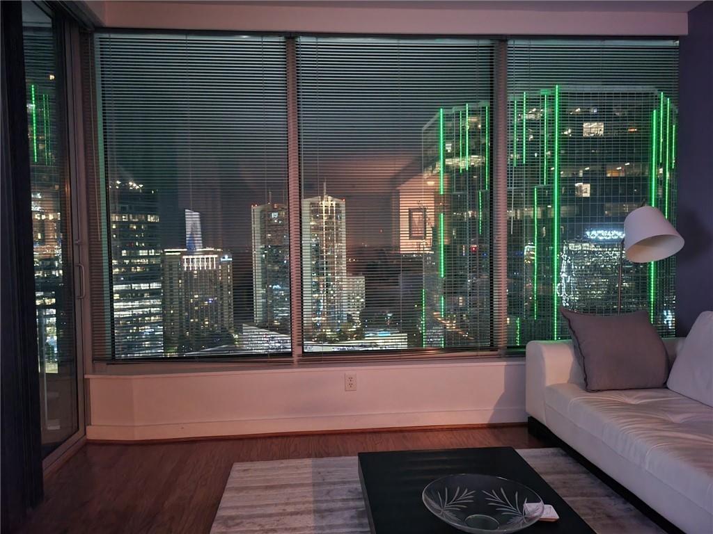 3338 Peachtree Road NE 3006