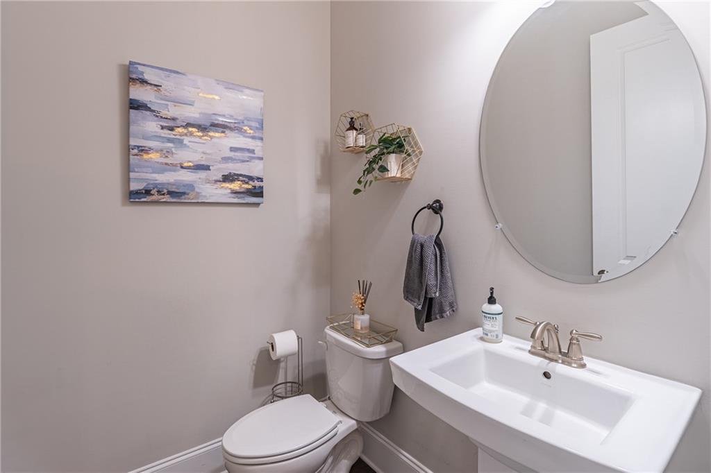 1382 Doublegate Drive, Atlanta, Georgia image 30