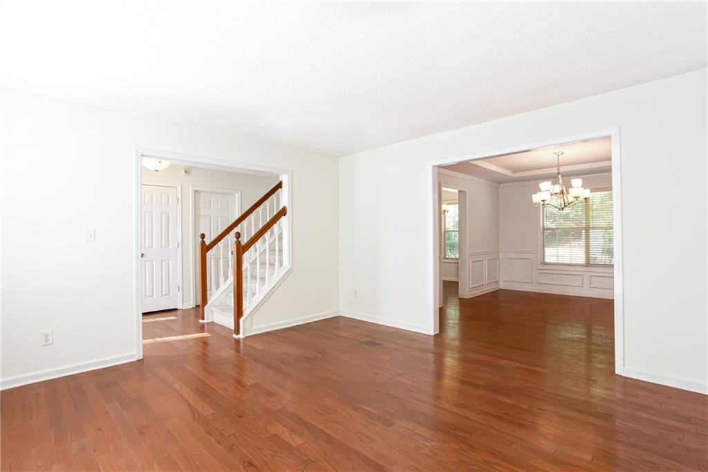 5724 Wandering Vine Trail SE