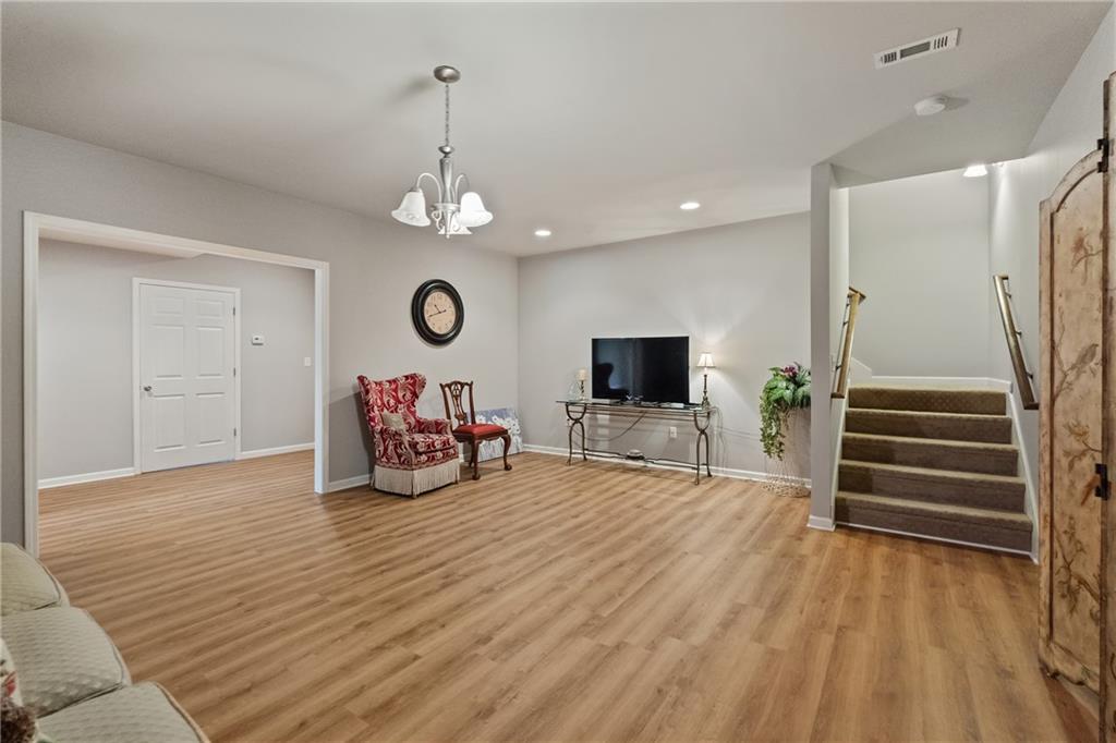 Soleil Laurel Canyon - Residential