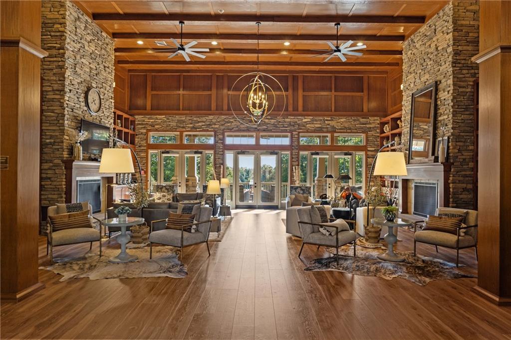 Soleil Laurel Canyon - Residential