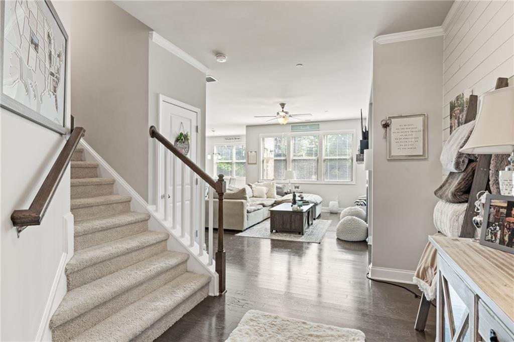207 Magnolia Creek Way
