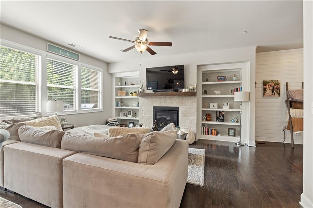 207 Magnolia Creek Way