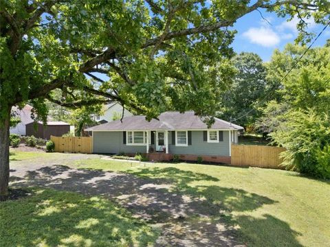 Homes For Sale - 1306 Calhoun Avenue<br/> Rome, GA 30161