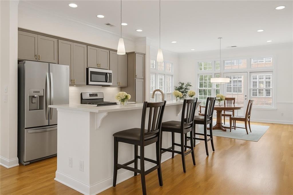 1258 DeKalb Avenue NE 112