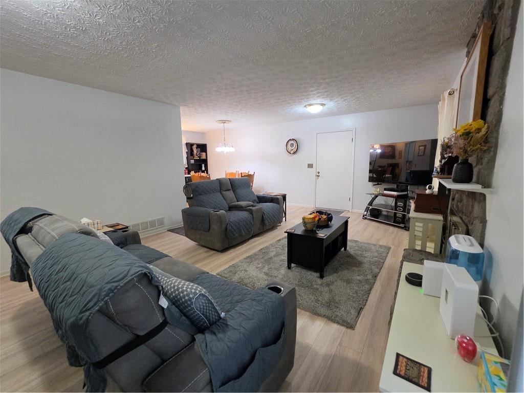 692 Talemwood Court