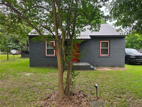 Homes For Sale - 3542 Wericoba Drive<br/> Macon, GA 31206