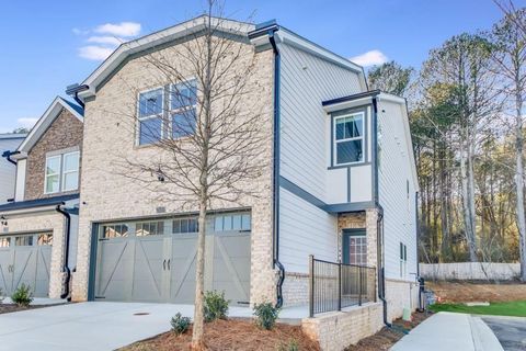 Townhouse For Sale - 2657 Greenbelt Road<br/> Snellville, GA 30078