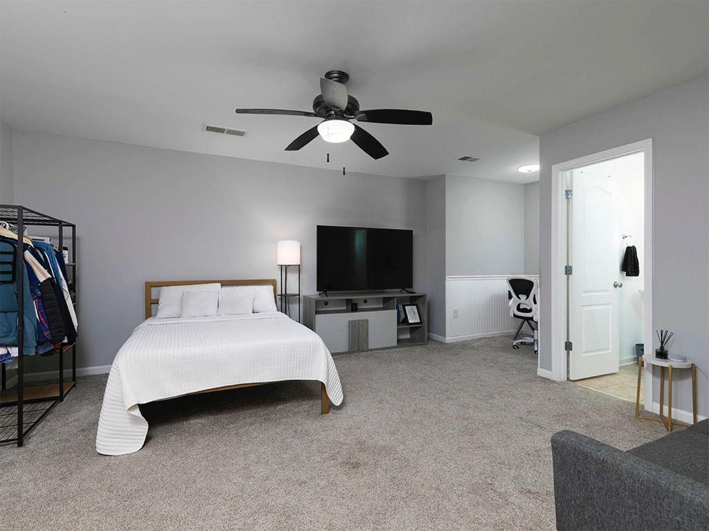 2296 Whiteoak Drive, Smyrna, Georgia image 25