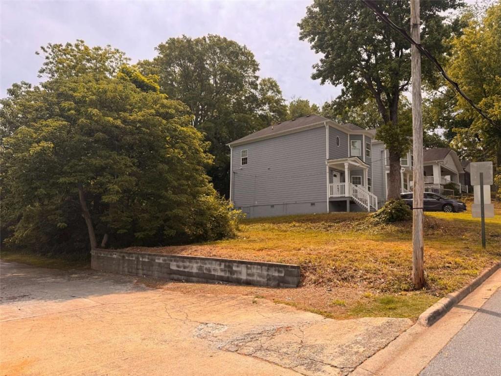 399 Sunset Avenue