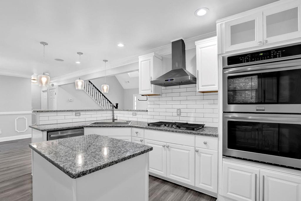 4002 Laurel Bend Drive