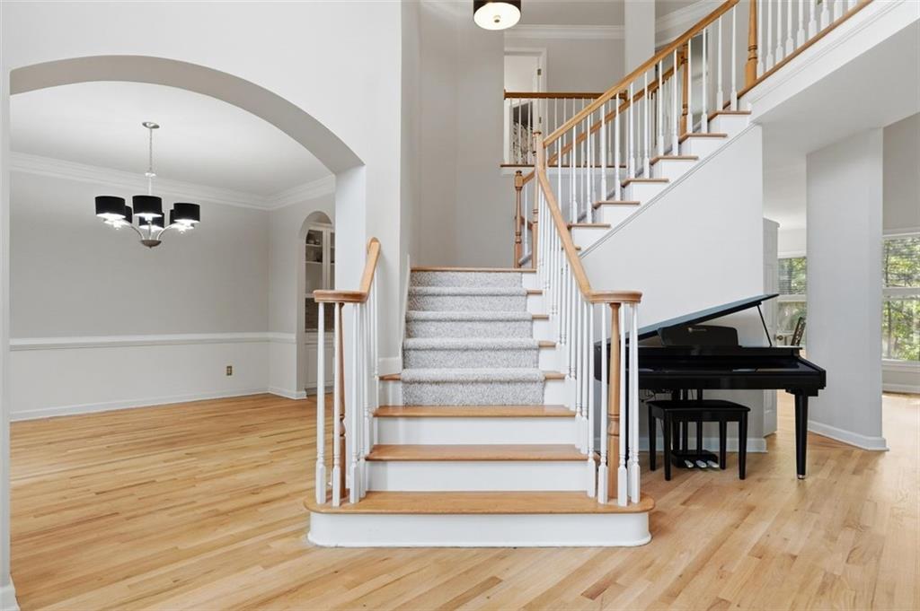 115 Redleaf Court