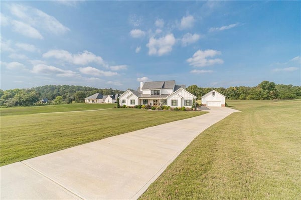 3632 STOCK RD SW, MONROE, GA 30656 - Image b5eea9a4d73796d14f5ebf97d61594a8/631586571