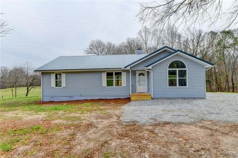 A home in Maysville