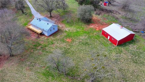 A home in Maysville