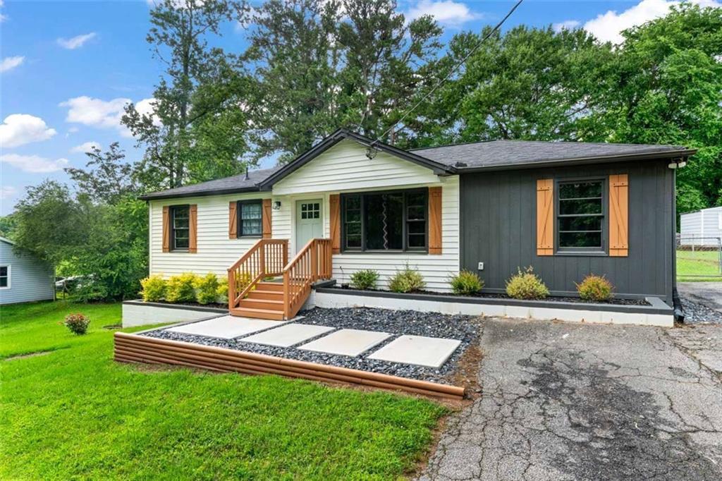 GLORE C C & L F WALLACE - Residential