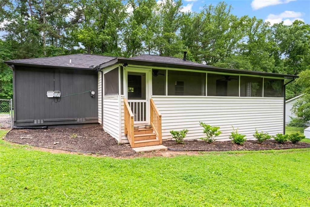 GLORE C C & L F WALLACE - Residential