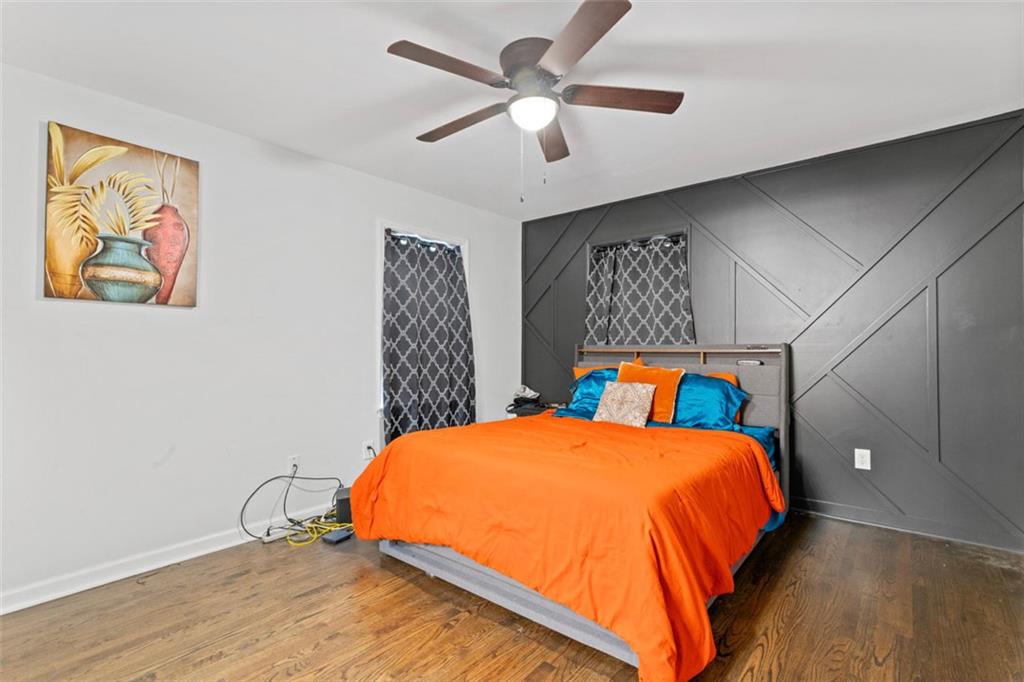 GLORE C C & L F WALLACE - Residential