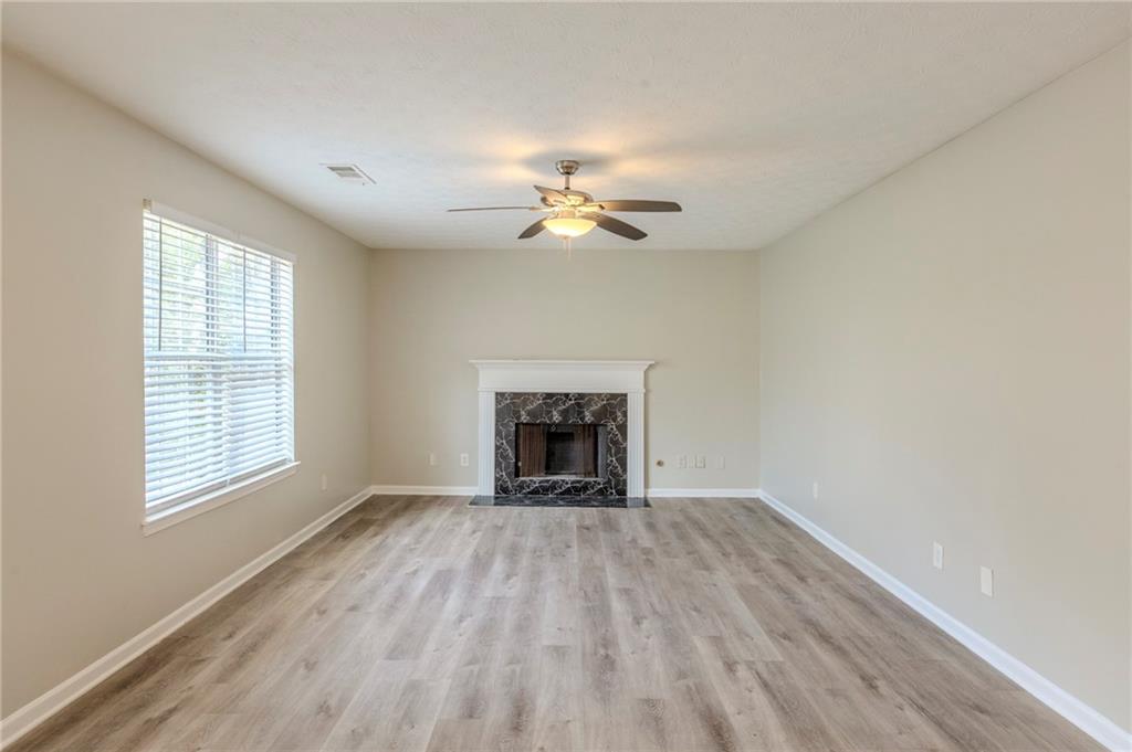4060 Rockmill Cove, Ellenwood, Georgia image 6