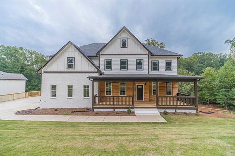 A home in Flowery Branch