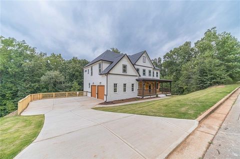 A home in Flowery Branch