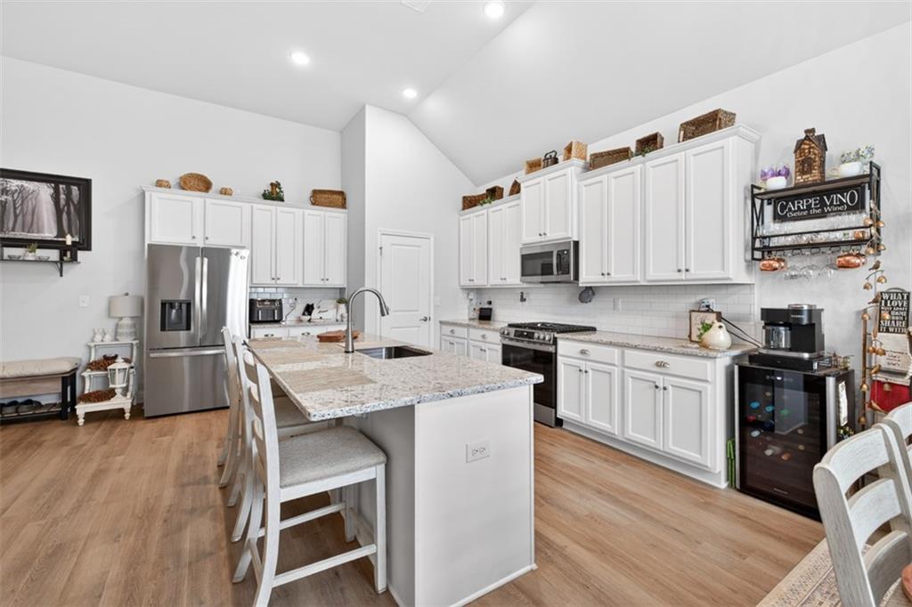 118 Golden Oaks Drive