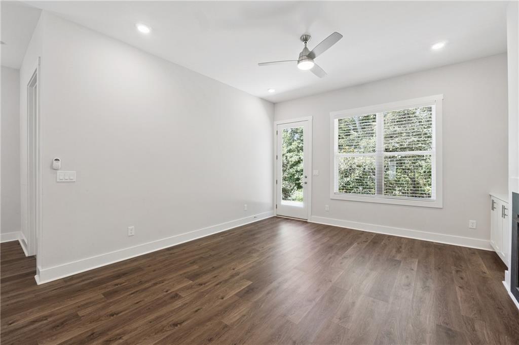 Whisper Woods at Majors - Residential