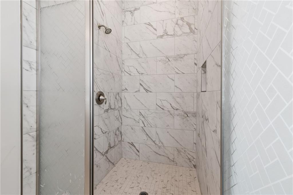 Whisper Woods at Majors - Residential