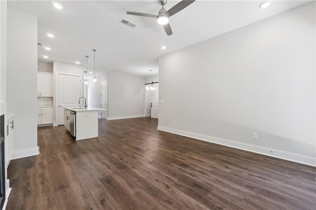 Whisper Woods at Majors - Residential