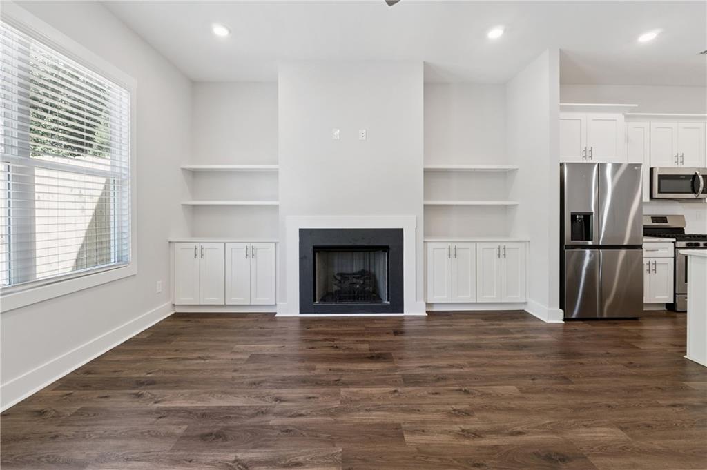 Whisper Woods at Majors - Residential