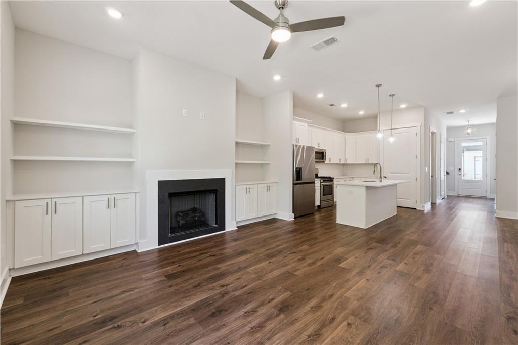 Whisper Woods at Majors - Residential