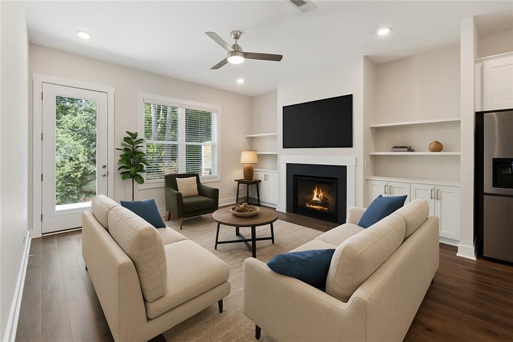 Whisper Woods at Majors - Residential