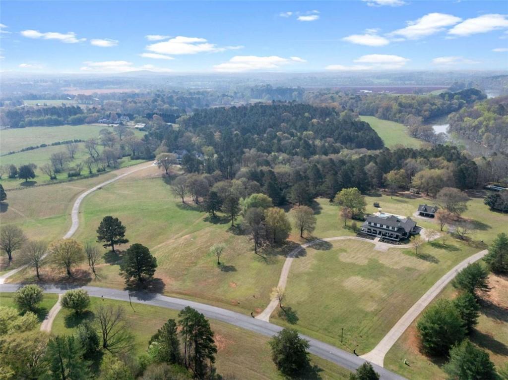39 Shoals Ferry Road