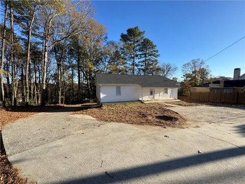 Multifamily For Rent - 3599 Ridge Road<br/> Smyrna, GA 30080