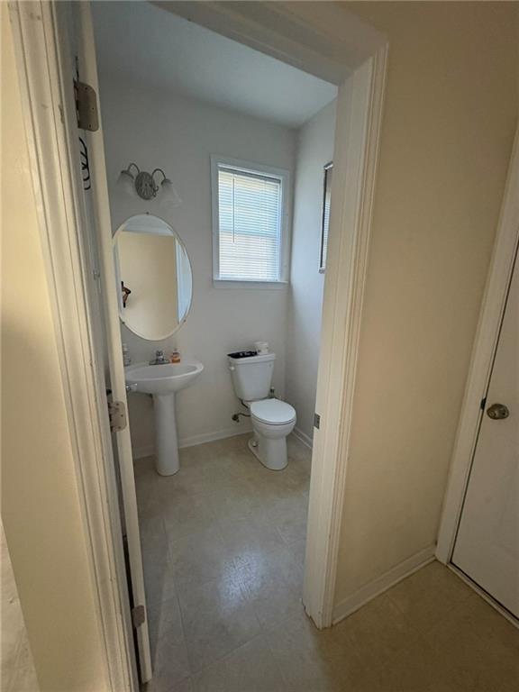 1816 Cedar Walk Lane
