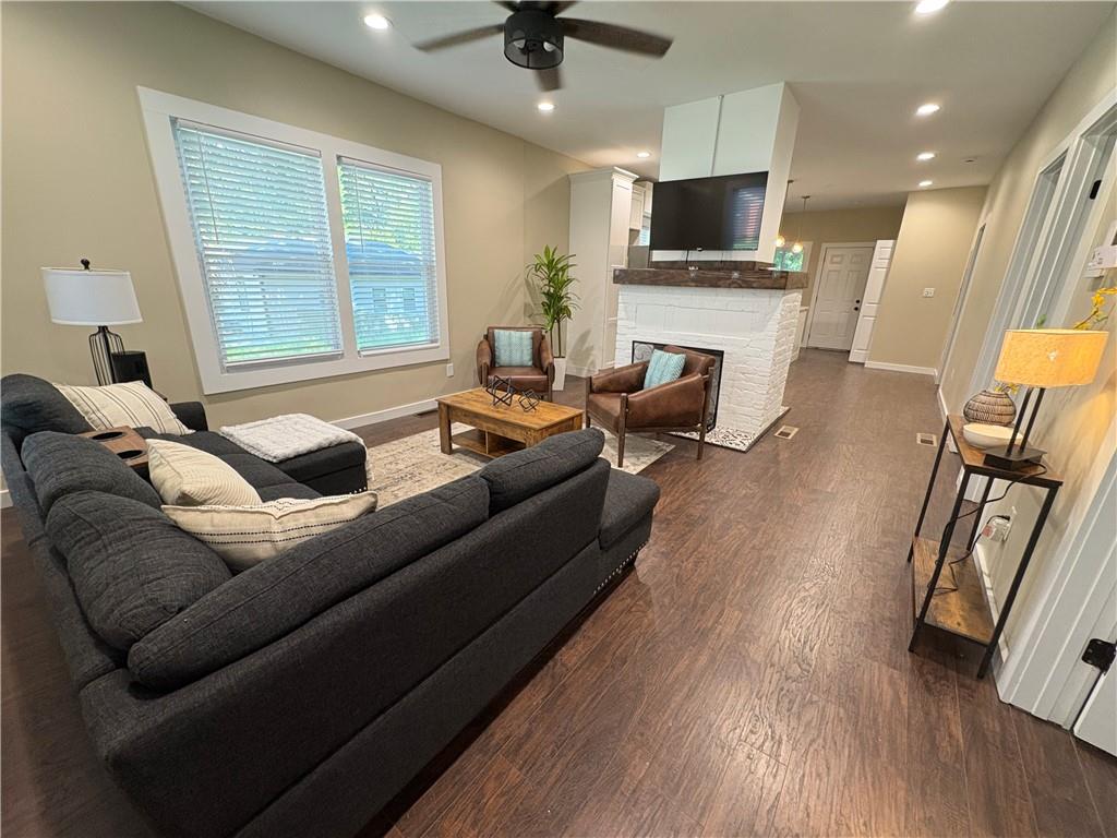 2148 MARTIN LUTHER KING JR Drive SW