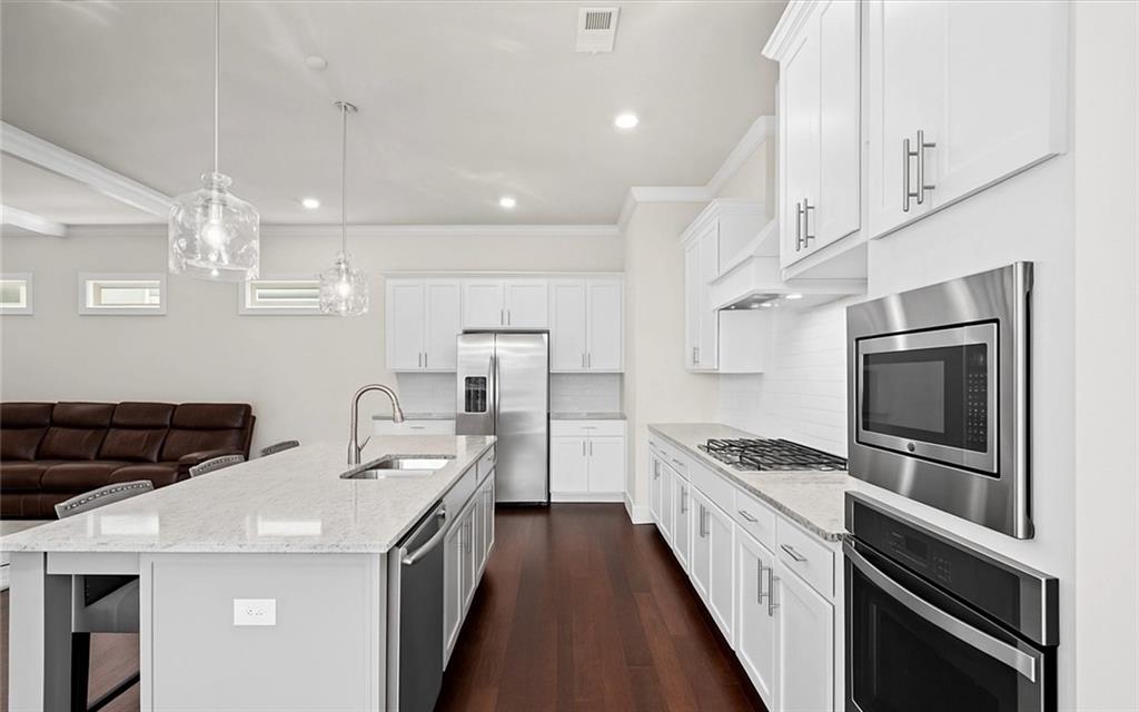 561 Onyx Landing