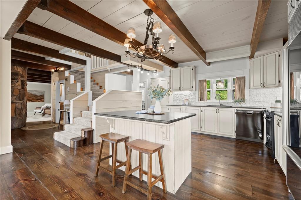 467 Liberty Grove Road, Alpharetta, Georgia image 9
