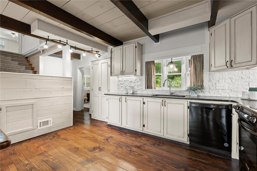 467 Liberty Grove Road, Alpharetta, Georgia image 8