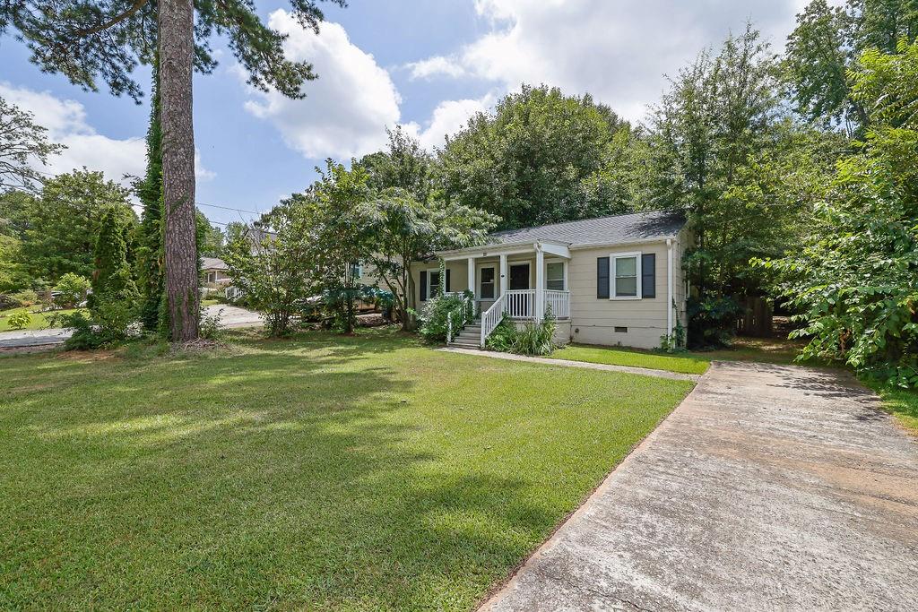 844 Toliver Street NE