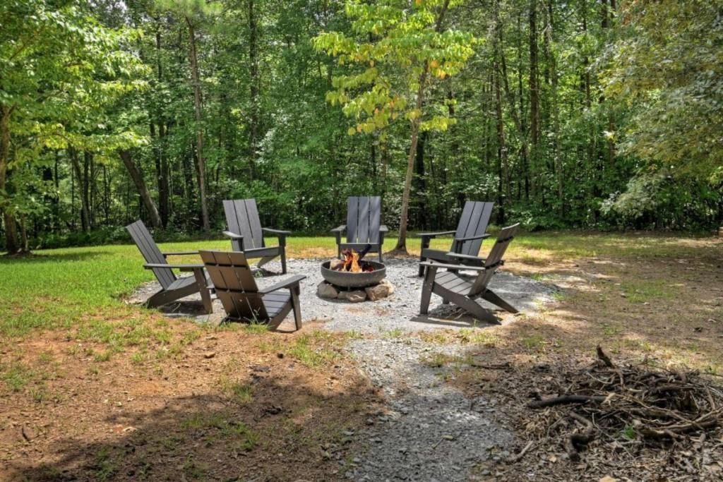 201 Parker Ridge, Mineral Bluff, Georgia image 5