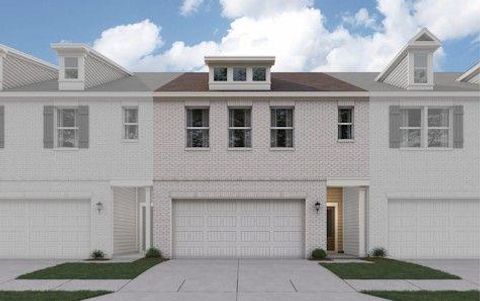 Townhouse For Sale - 1319 Farmers Loop #4<br/> Austell, GA 30106